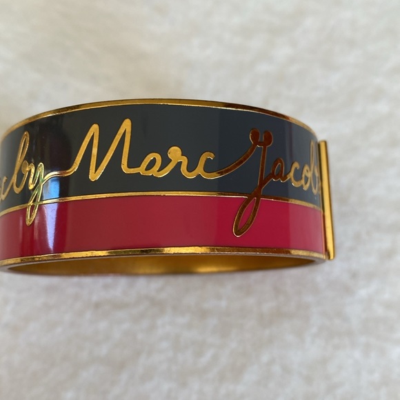 MARC JACOBS LOGO BRACELET. - Picture 2 of 5